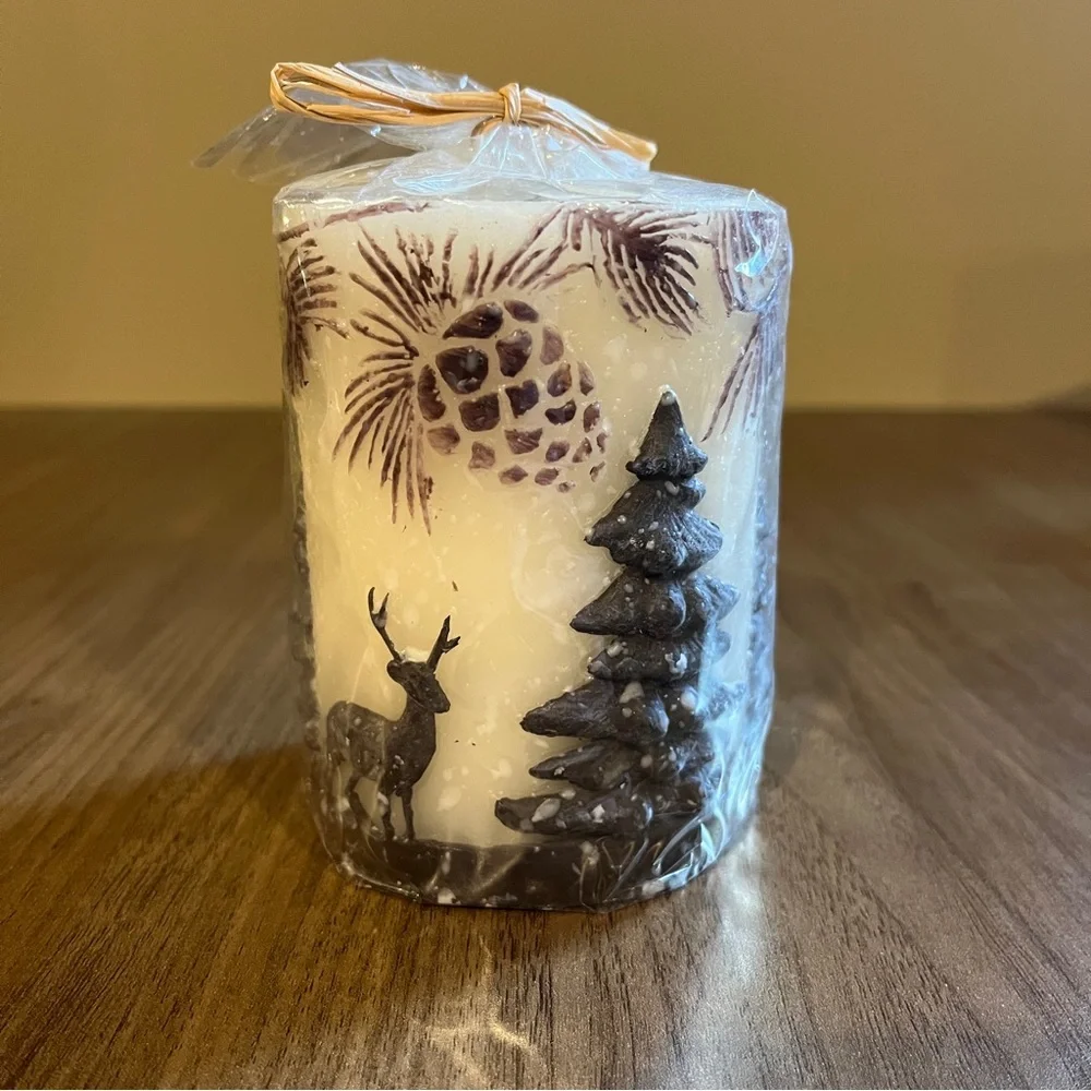 VTG New TrimMerry Winter Woodland Cottage Evergreen Deer Pinecone Wax Candle